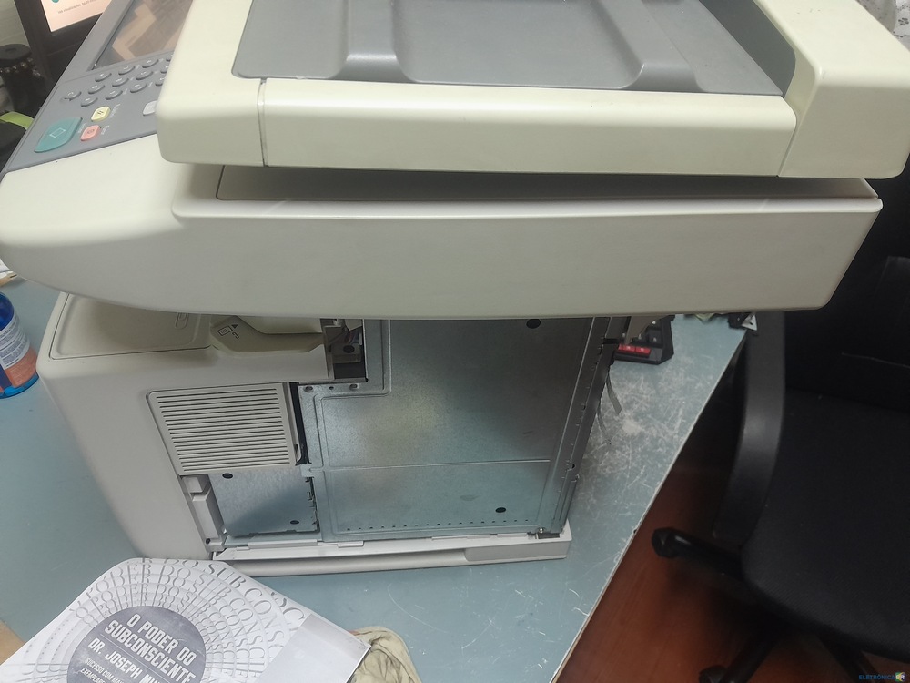 Impressora HP LaserJet Modelo M3035XS MFP Atolando Papel Logo Ao