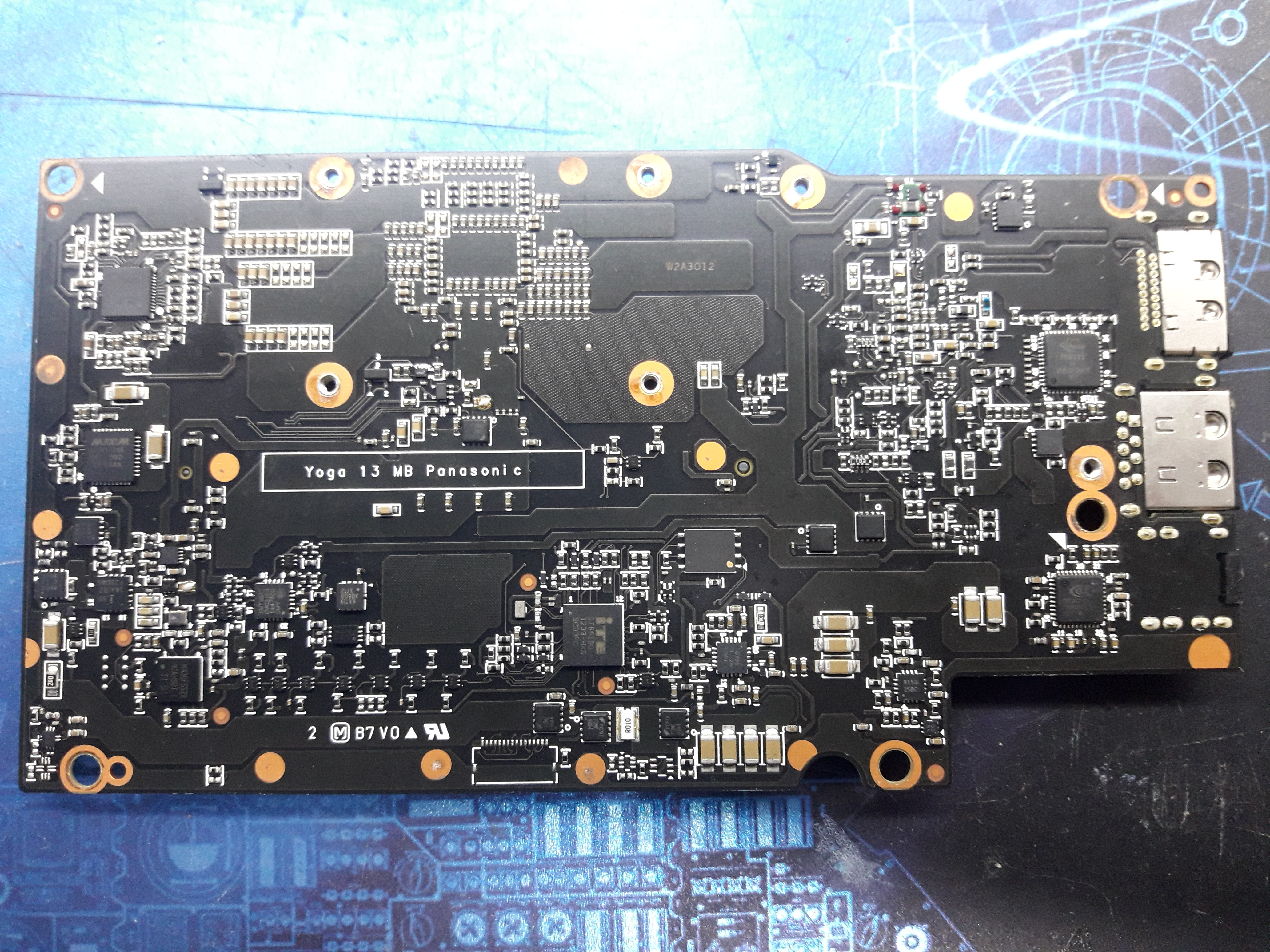 Yoga 13. Yoga 13 MB Panasonic. Lenovo Yoga 13 Boardview. Yoga 13 MB Panasonic закоротили разъём. Yoga 13 MB Panasonic schematic.