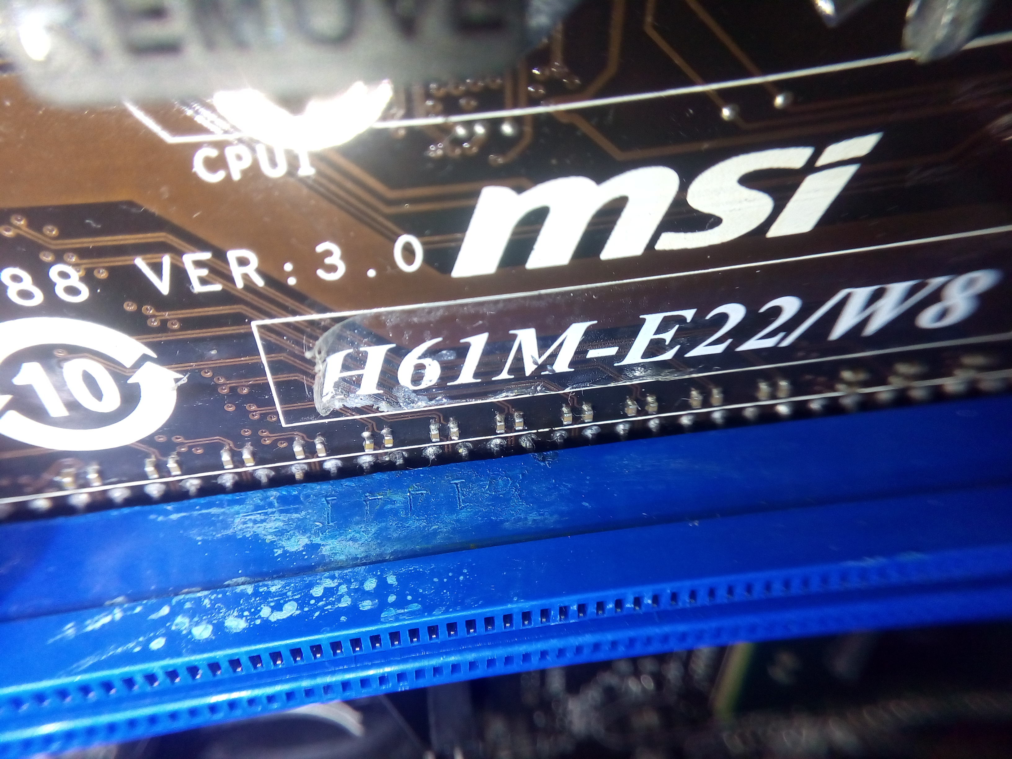 Msi - H61m-e22/w8 - não dá vídeo com placa offboard / possível defeito pci express
