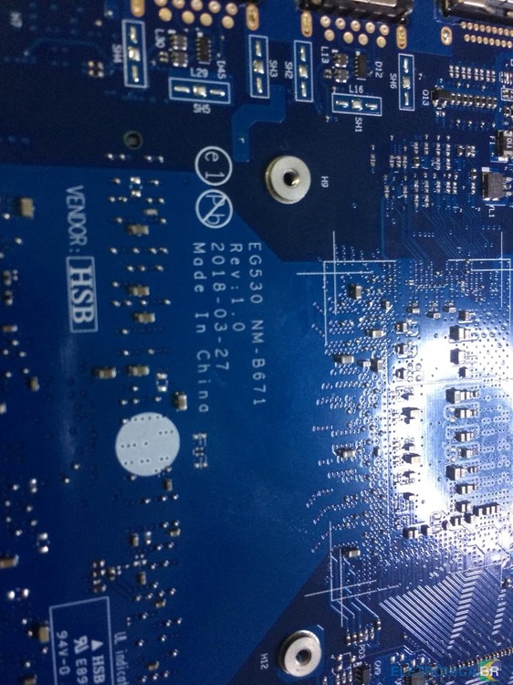 IDEAPAD 330-15ICH_IMA1.jpeg