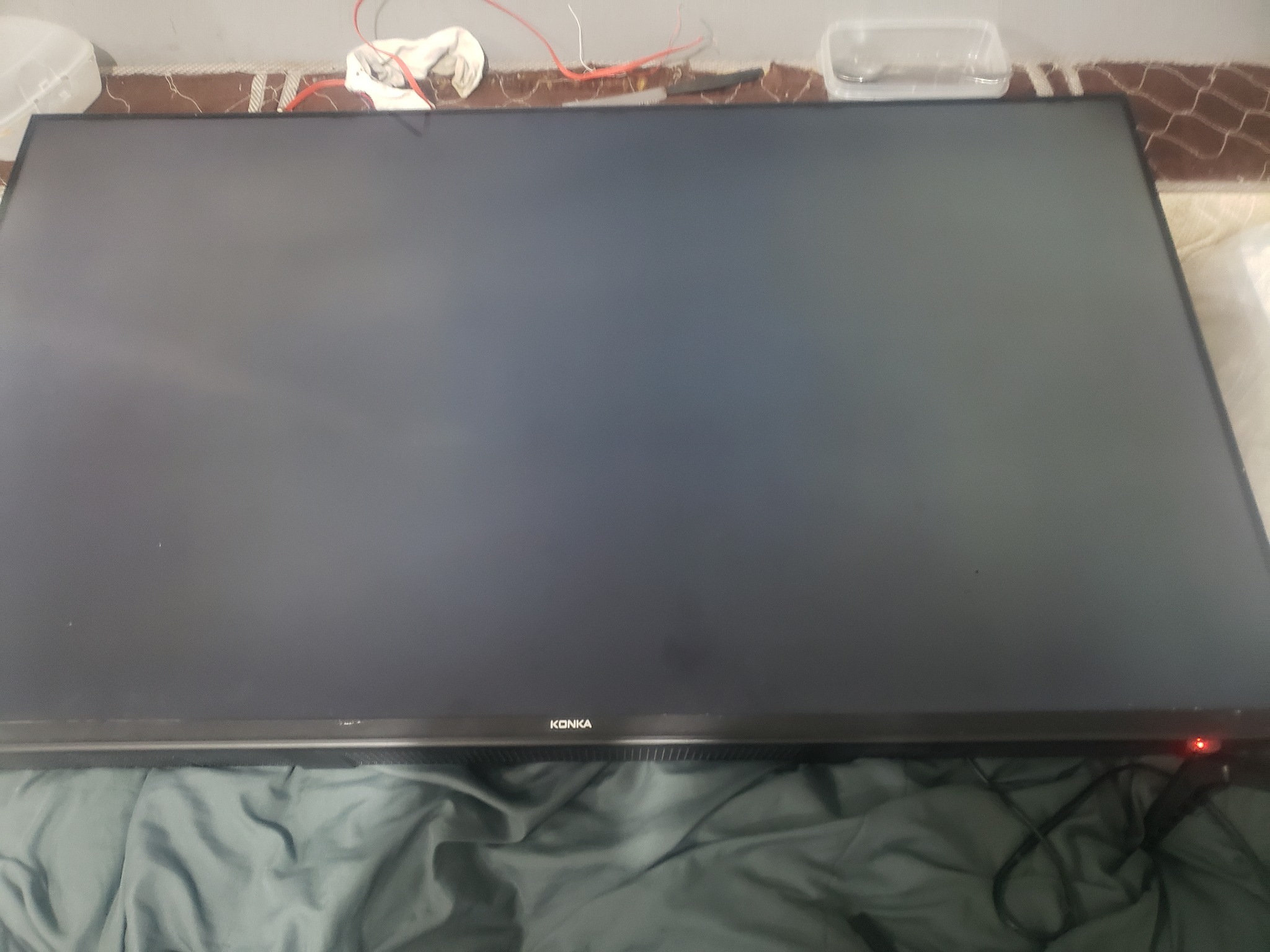 TV KONKA modelo UDG50QR680LN