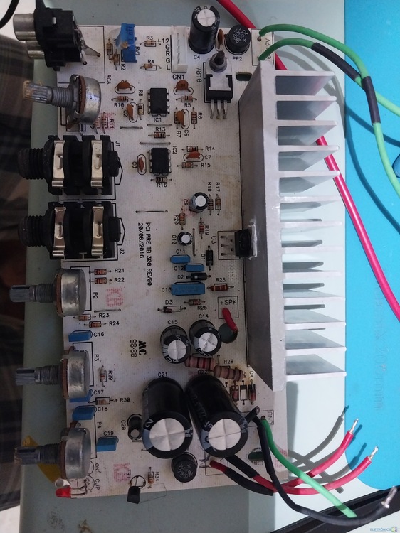Caixa de som Turbox by Leacs, TB100. Transformador sem voltagem