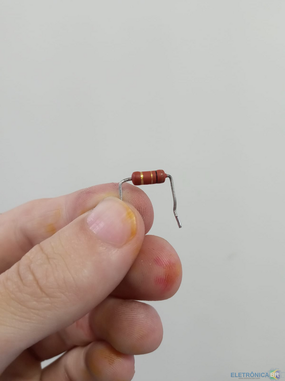 Isso é um fusistor ou resistor?