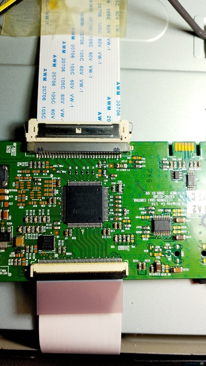 Tv Samsung Un32EH4000G está cores alteradas/borradas apos troca da tela