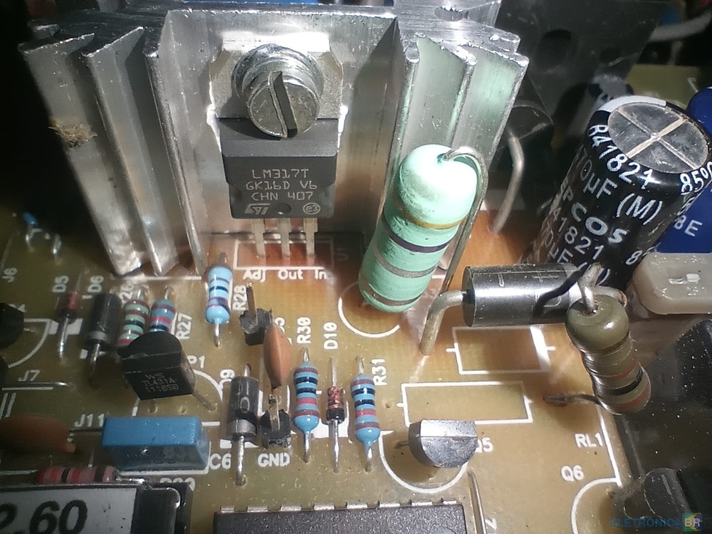 WEG - Personal 600 VA [NEW PERSONAL 0199441 REV04] - Superaquecimento no LM317T